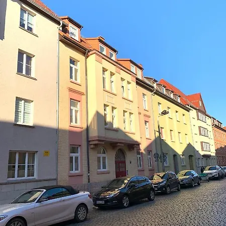 Schones Apartement 2p. Balkon Zentral Modern Wlan Διαμέρισμα *