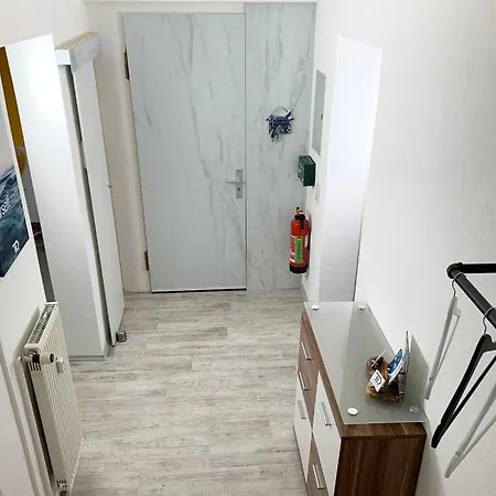 Schones Apartement 2p. Balkon Zentral Modern Wlan Διαμέρισμα