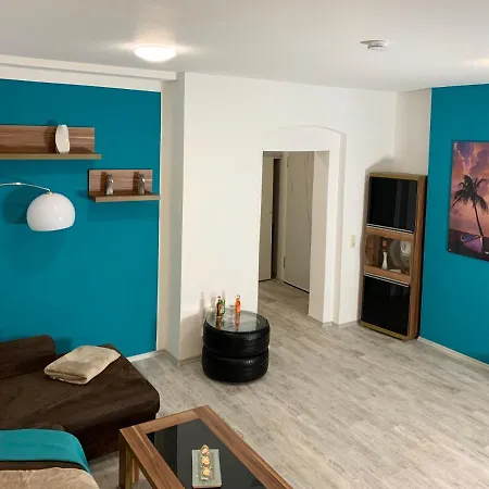 Schones Apartement 2p. Balkon Zentral Modern Wlan *